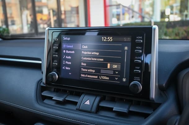 2019 TOYOTA RAV4 GX-2WD image 19