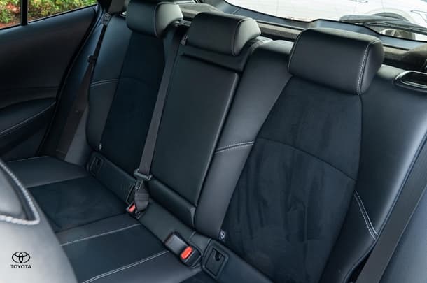 2024 TOYOTA Corolla Hatch Hybrid ZR image 9