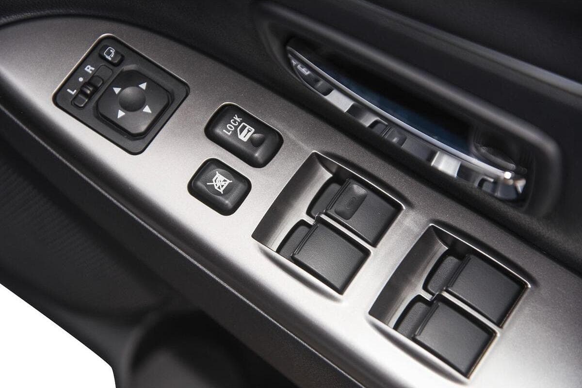 2025 Mitsubishi ASX Exceed XD Auto 2WD MY24 image 18