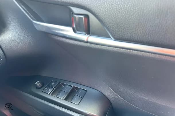 2022 Toyota Camry Hybrid Ascent image 22