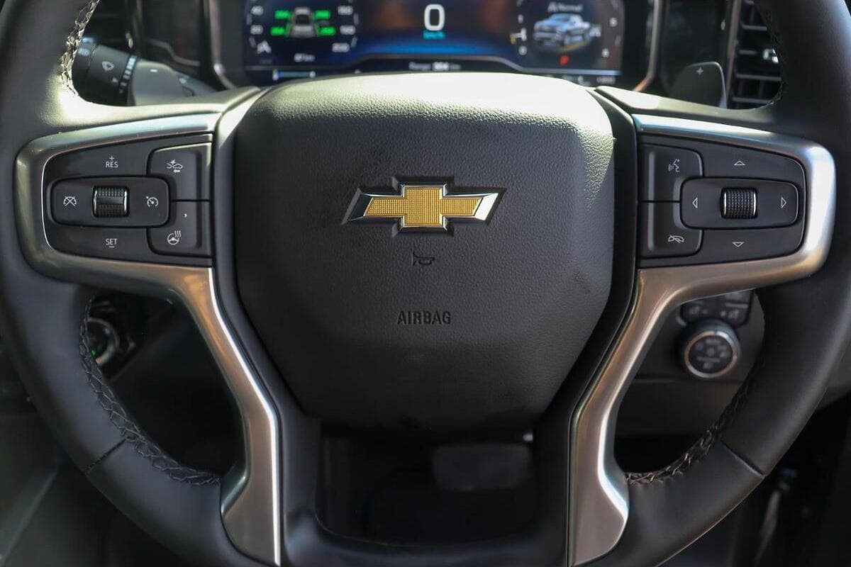 2025 Chevrolet Silverado 1500 LTZ Premium W/Tech Pack Auto 4x4 MY24 image 14