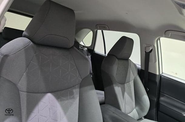 2019 Toyota RAV4 GXL-2WD image 26