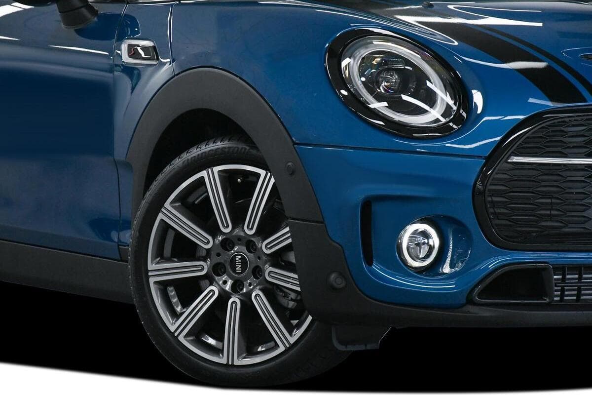 2024 MINI Clubman Cooper S MINI Yours Auto image 9