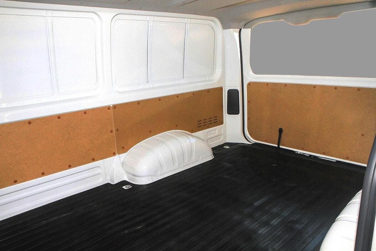 2024 Toyota Hiace LWB Auto image 9