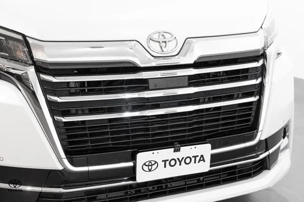 2022 Toyota Granvia Standard image 14
