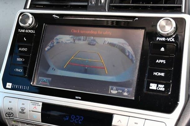 2019 Toyota Prado VX image 13