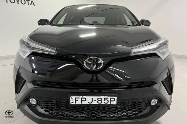 2017 Toyota C-HR Koba 2WD image 3
