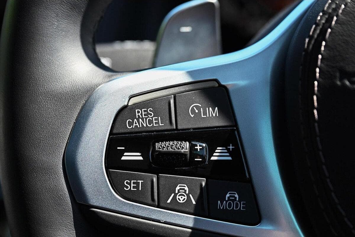 2024 BMW 8 Series 840i M Sport G16 LCI Auto image 8