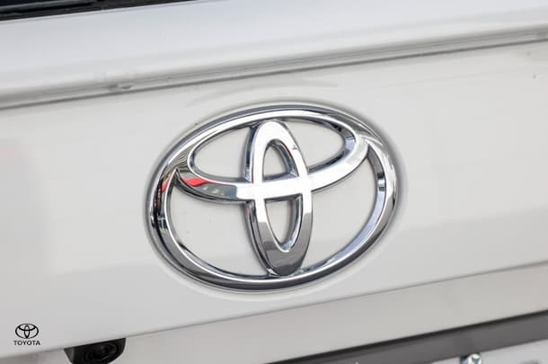 2020 Toyota RAV4 GX-2WD image 21