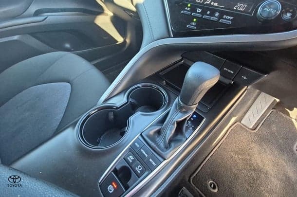 2021 Toyota Camry Hybrid Ascent image 19