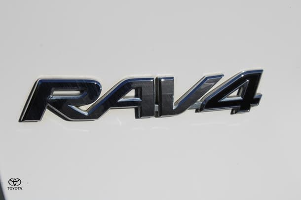 2021 Toyota RAV4 Hybrid GXL-2WD image 15