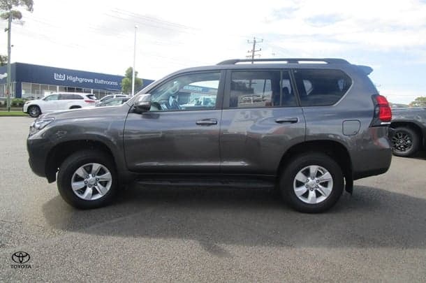 2020 Toyota Prado GXL image 2