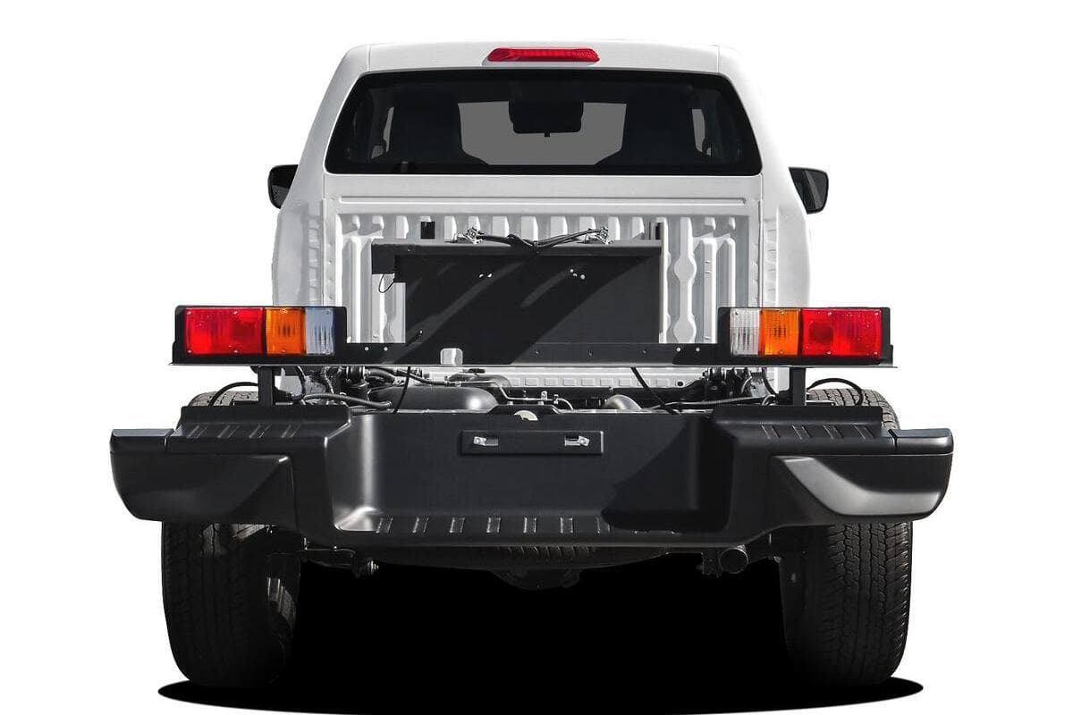 2025 Isuzu D-MAX SX High Ride Auto 4x2 MY24 image 3
