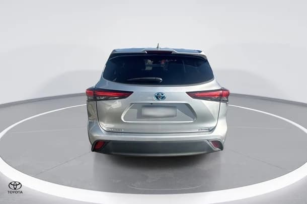 2021 Toyota Kluger Hybrid GX AWD image 7