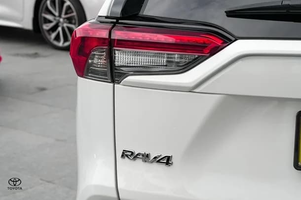 2021 Toyota Rav4 Hybrid GXL-2WD image 18
