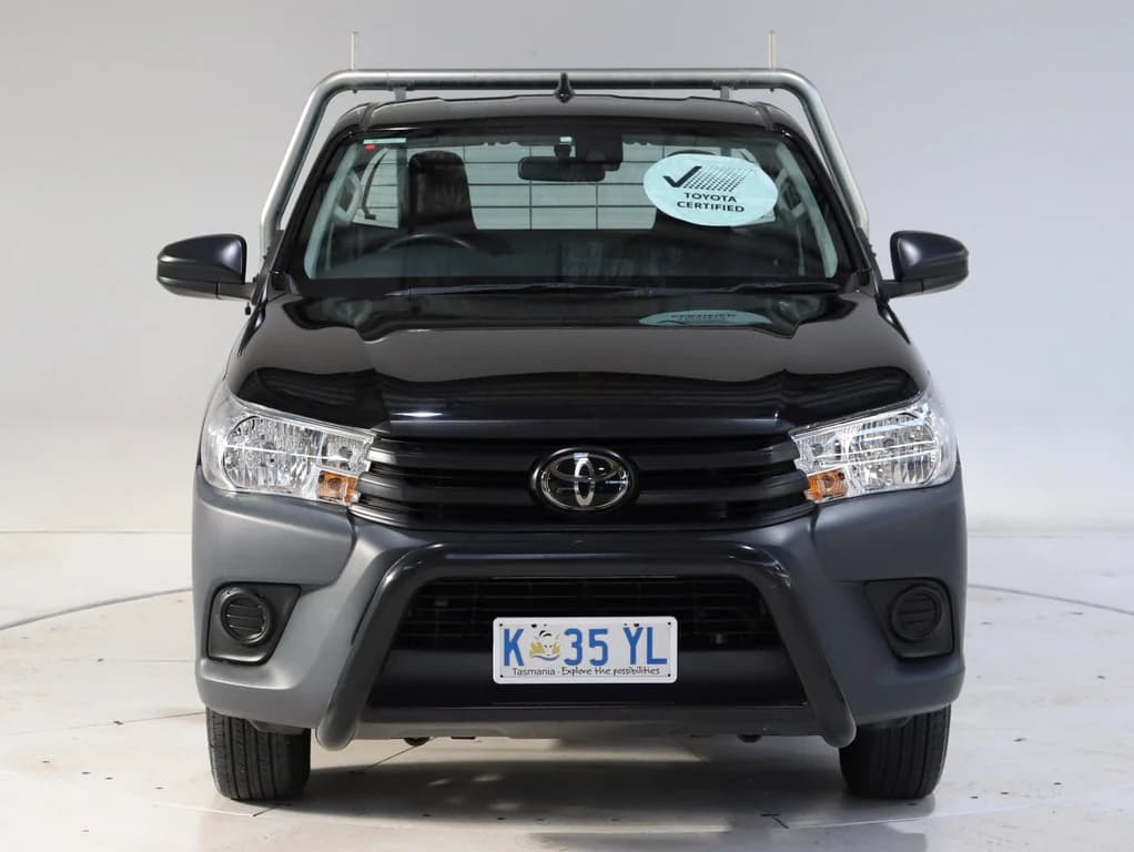 2022 Toyota Hilux Workmate image 2