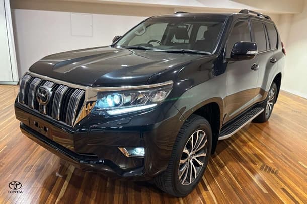 2021 Toyota Prado Kakadu image 9