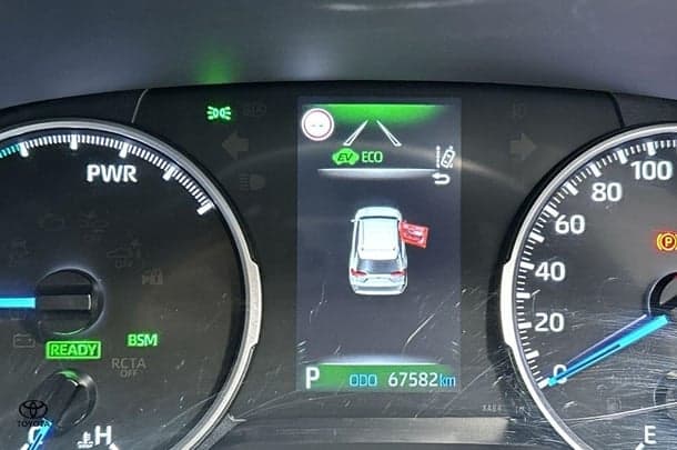 2021 Toyota RAV4 Hybrid GX AWD image 14