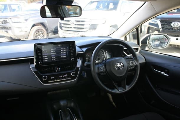 2021 Toyota Corolla Sedan Hybrid Ascent Sport image 20