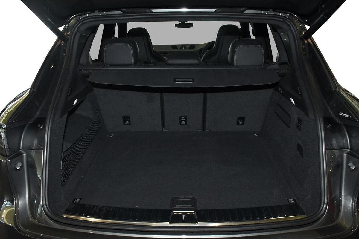2024 Porsche Cayenne GTS 9YA II Auto 4x4 MY25 image 9