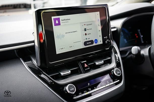 2024 Toyota Corolla Hatch Hybrid Ascent Sport image 23