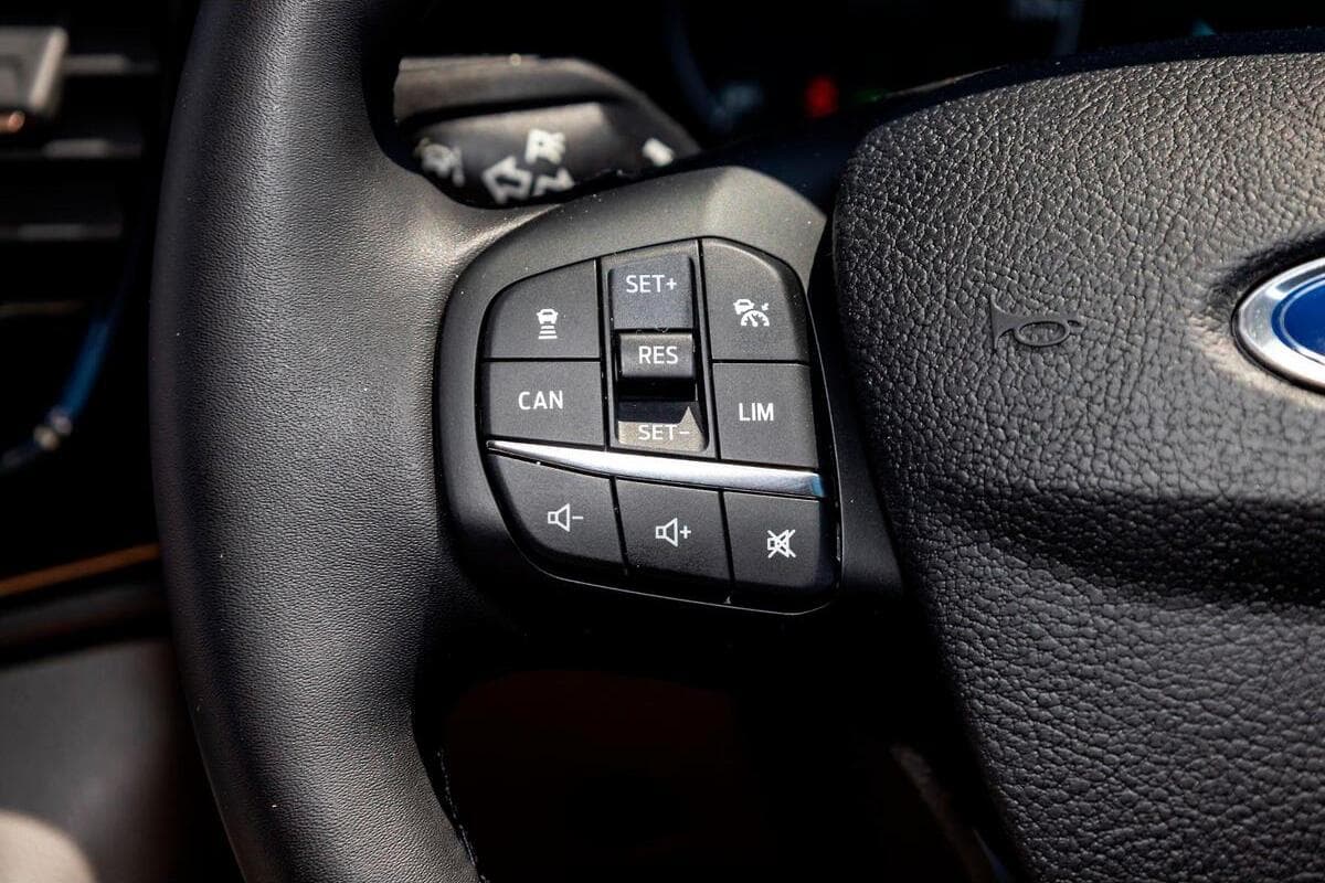 2024 Ford E-Transit 420L VO Auto MY24.00 image 17