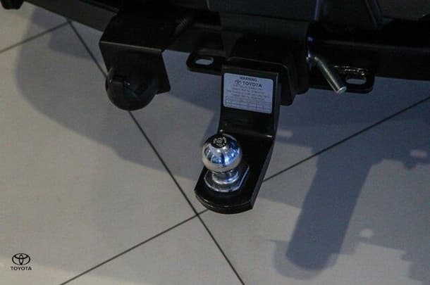2019 Toyota Prado GXL image 12