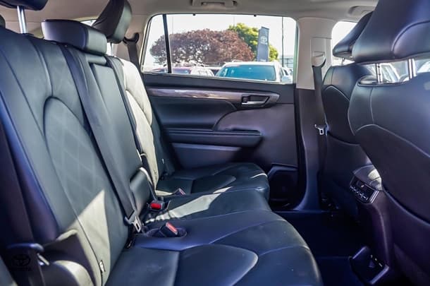 2021 Toyota Kluger Grande image 8