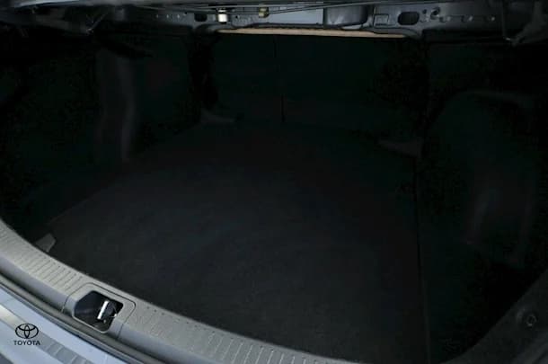 2022 Toyota Corolla Sedan Hybrid ZR image 8