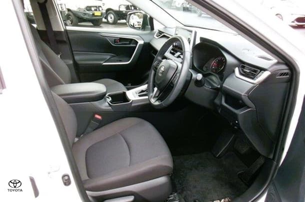 2022 Toyota RAV4 GX image 12