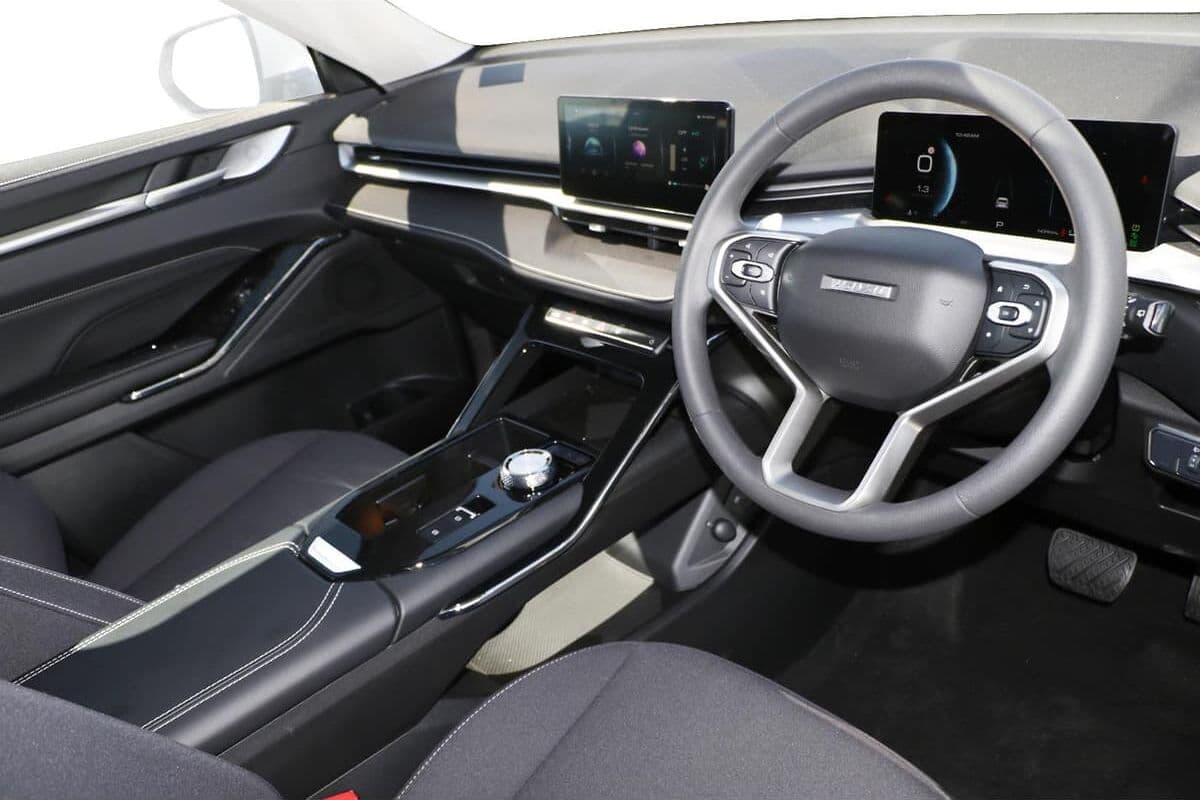 2025 GWM Haval H6 Premium Auto image 5