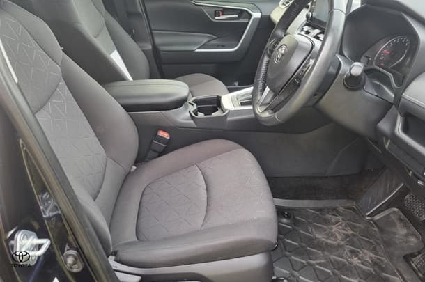 2021 Toyota RAV4 GXL-2WD image 19