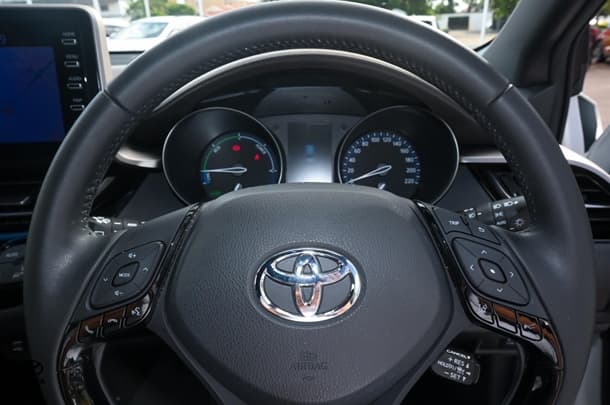2021 TOYOTA C-HR Hybrid Koba 2WD image 11