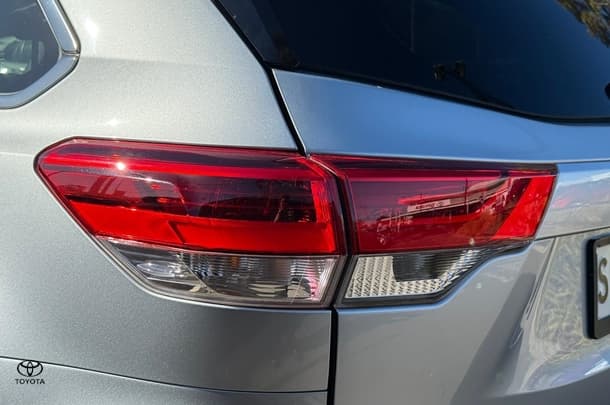 2019 Toyota Kluger 4x2 GXL image 18