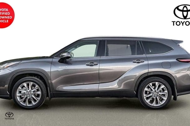 2024 Toyota KLUGER HYBRID AWD GRANDE image 4