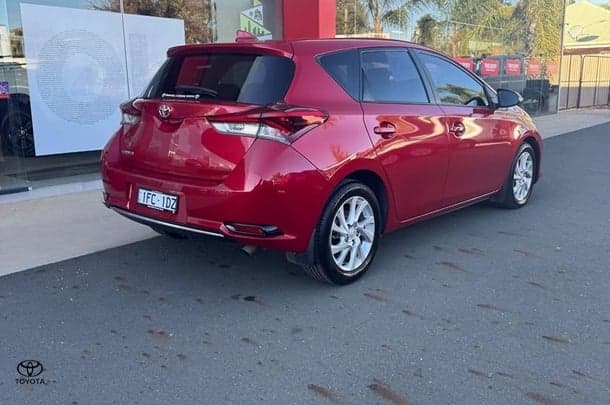 2015 Toyota Corolla Ascent Sport image 7