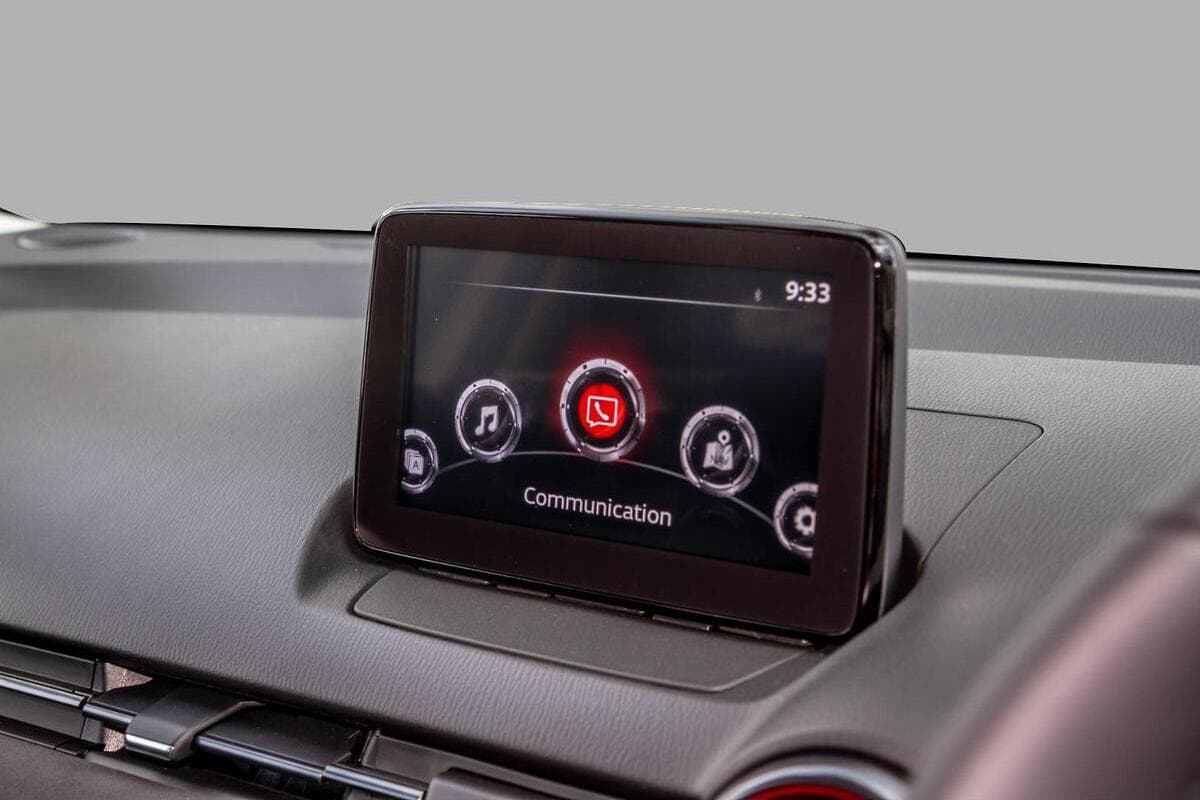 2025 Mazda 2 G15 GT DL Series Auto image 12