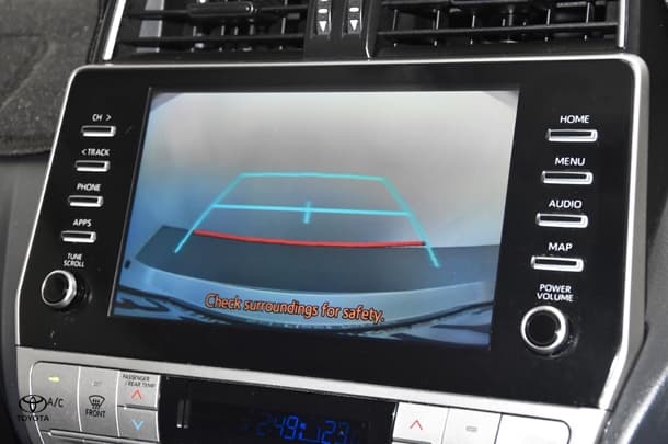 2020 Toyota Prado GXL image 11