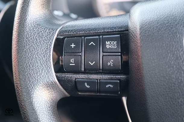 2021 Toyota Hilux 4x2 Workmate image 14