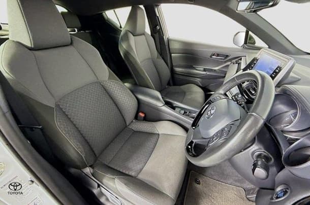 2023 Toyota CH-R GXL 2WD image 11