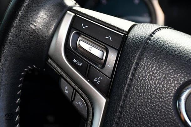 2019 Toyota Prado VX image 15