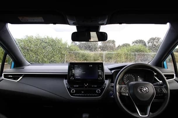 2022 Toyota Corolla Hatch Hybrid Ascent Sport image 16