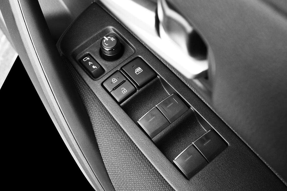 2024 Toyota Corolla SX Hybrid Auto image 16
