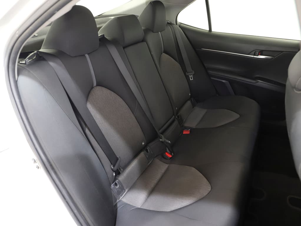 2021 Toyota Camry Hybrid Ascent image 21