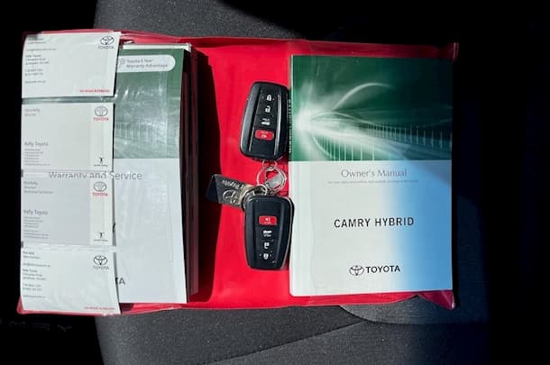 2022 Toyota Camry Ascent Sport image 22