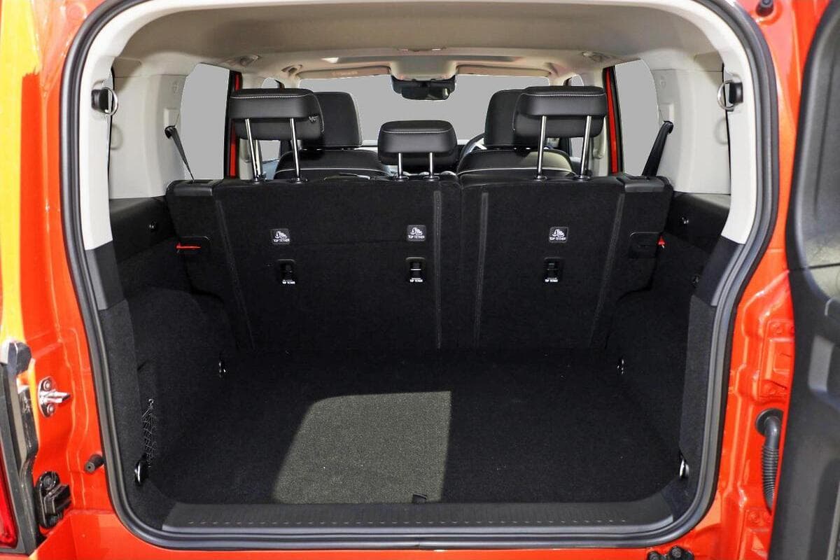 2025 GWM Tank 300 Ultra Auto 4x4 image 10