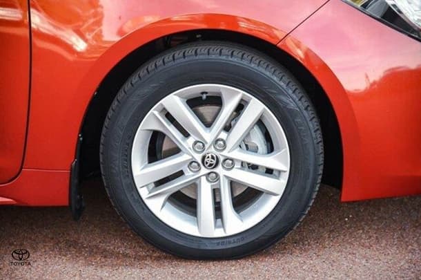 2018 Toyota COROLLA Ascent Sport image 13