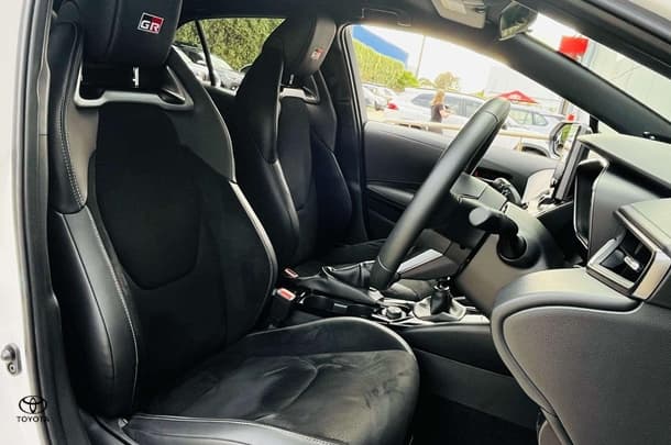2022 Toyota GR Corolla GTS image 11