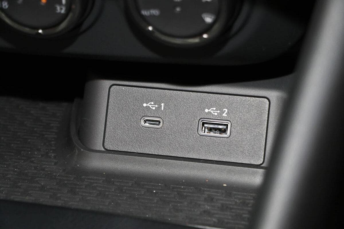 2024 Nissan Z Z34 Manual MY24 image 15