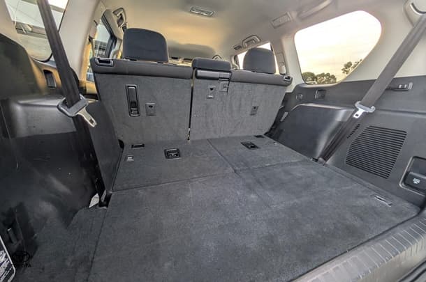 2021 Toyota Prado GXL image 24